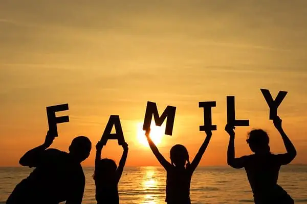 5 Simple Idea for Families on a Summer Evening